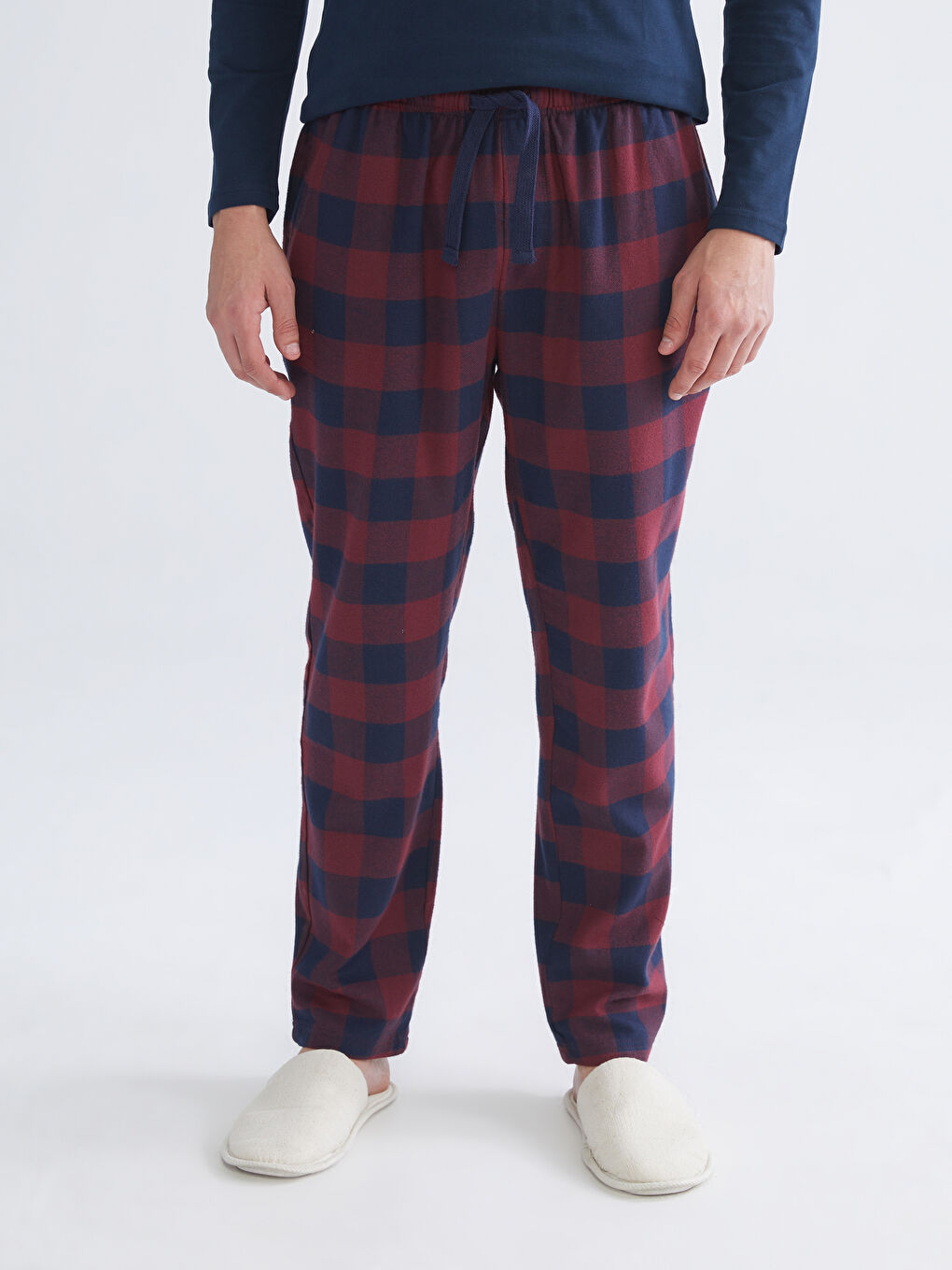 Мужские пижамные брюки в клетку стандартного кроя-1