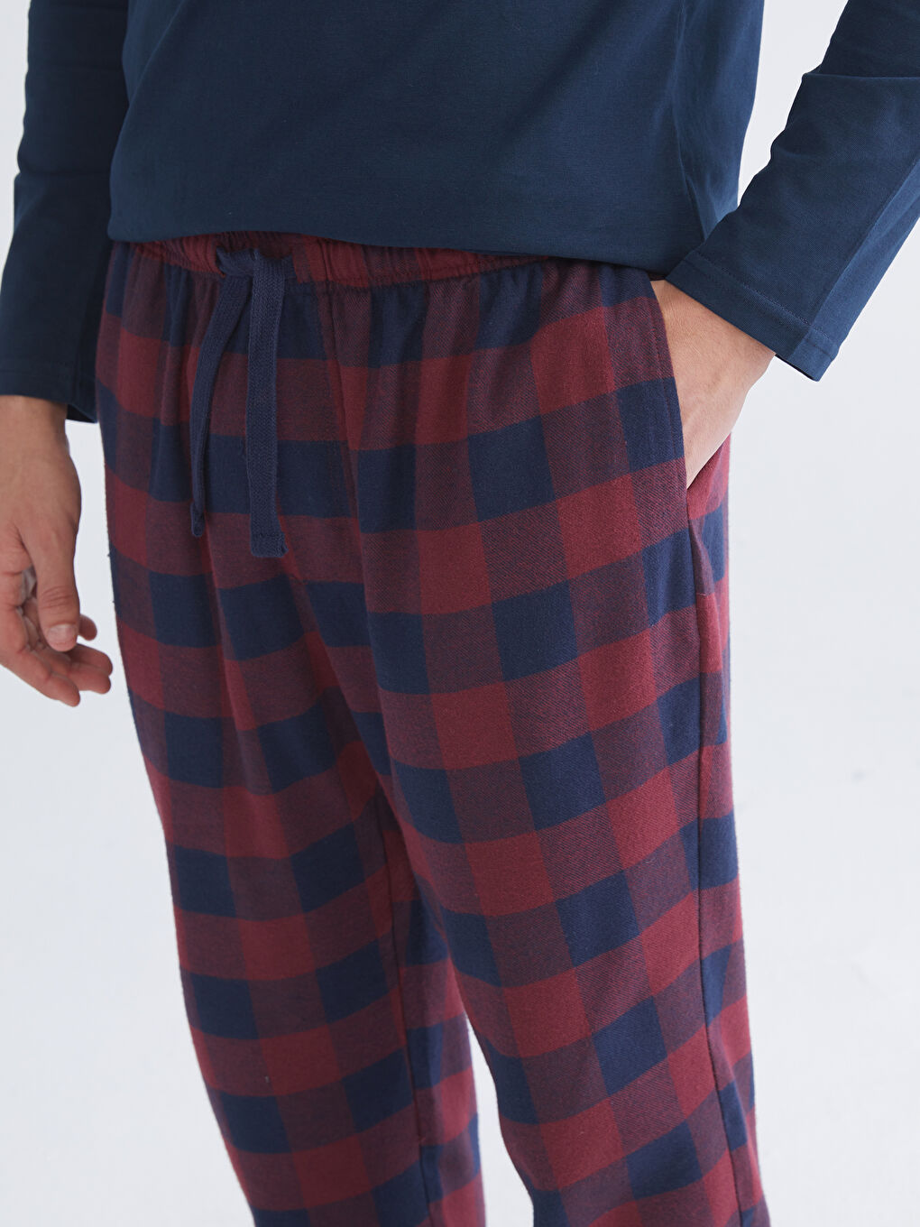 Мужские пижамные брюки в клетку стандартного кроя-2