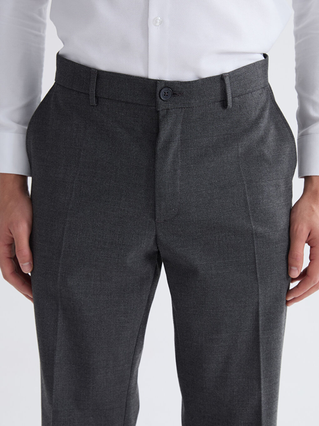 Siyah Standart Kalıp Ekose Erkek Pantolon-2