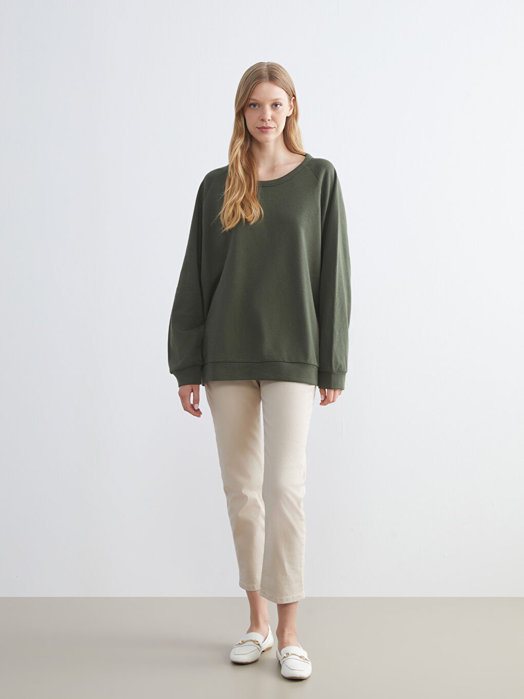 Crew Neck Oversize Women's Sweatshirt-1