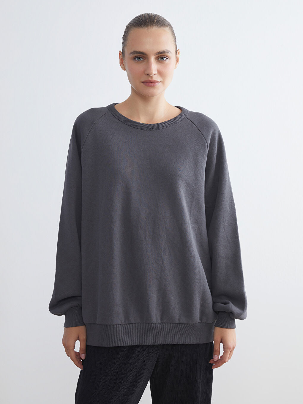 Crew Neck Oversize Women's Sweatshirt