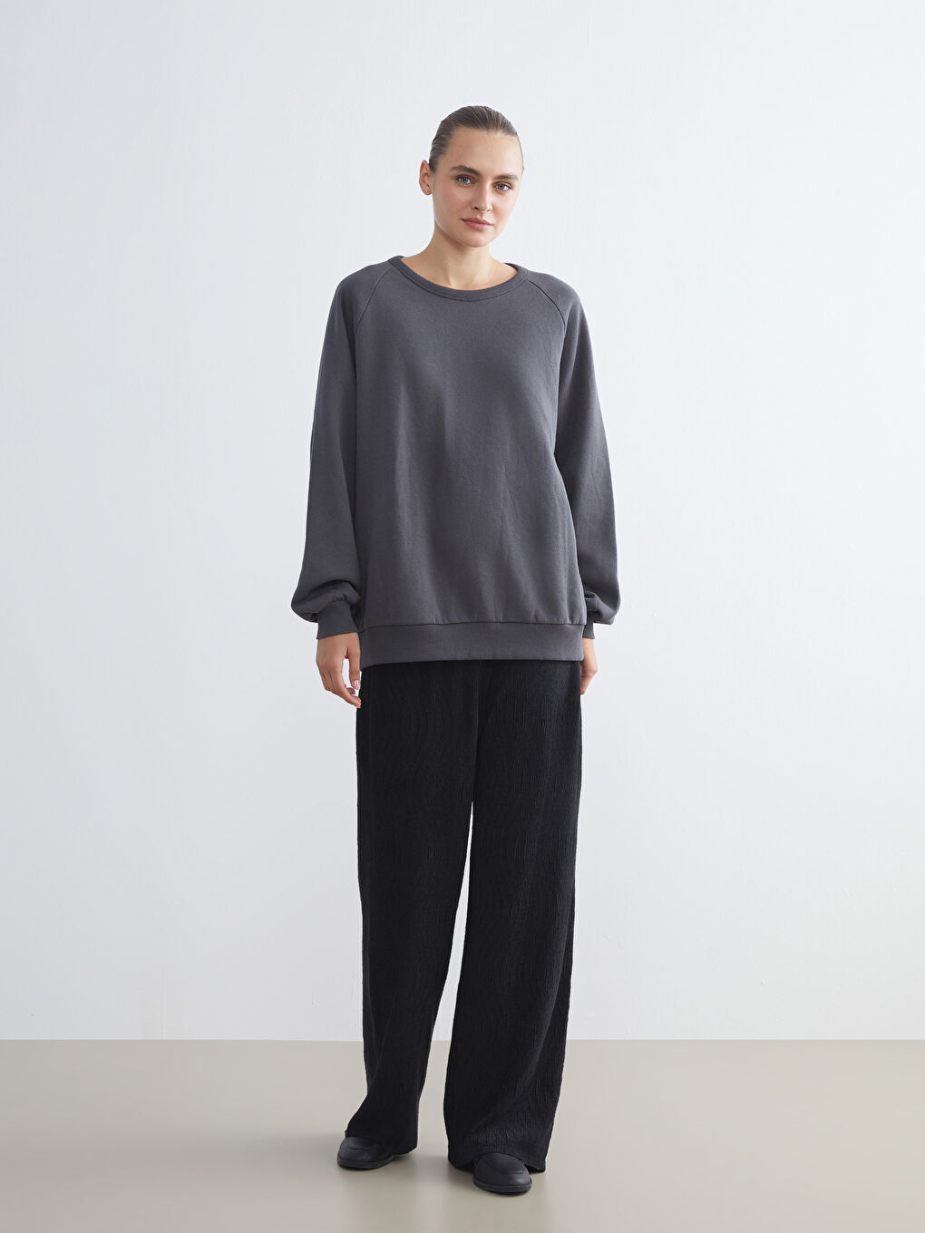 Crew Neck Oversize Women's Sweatshirt-1