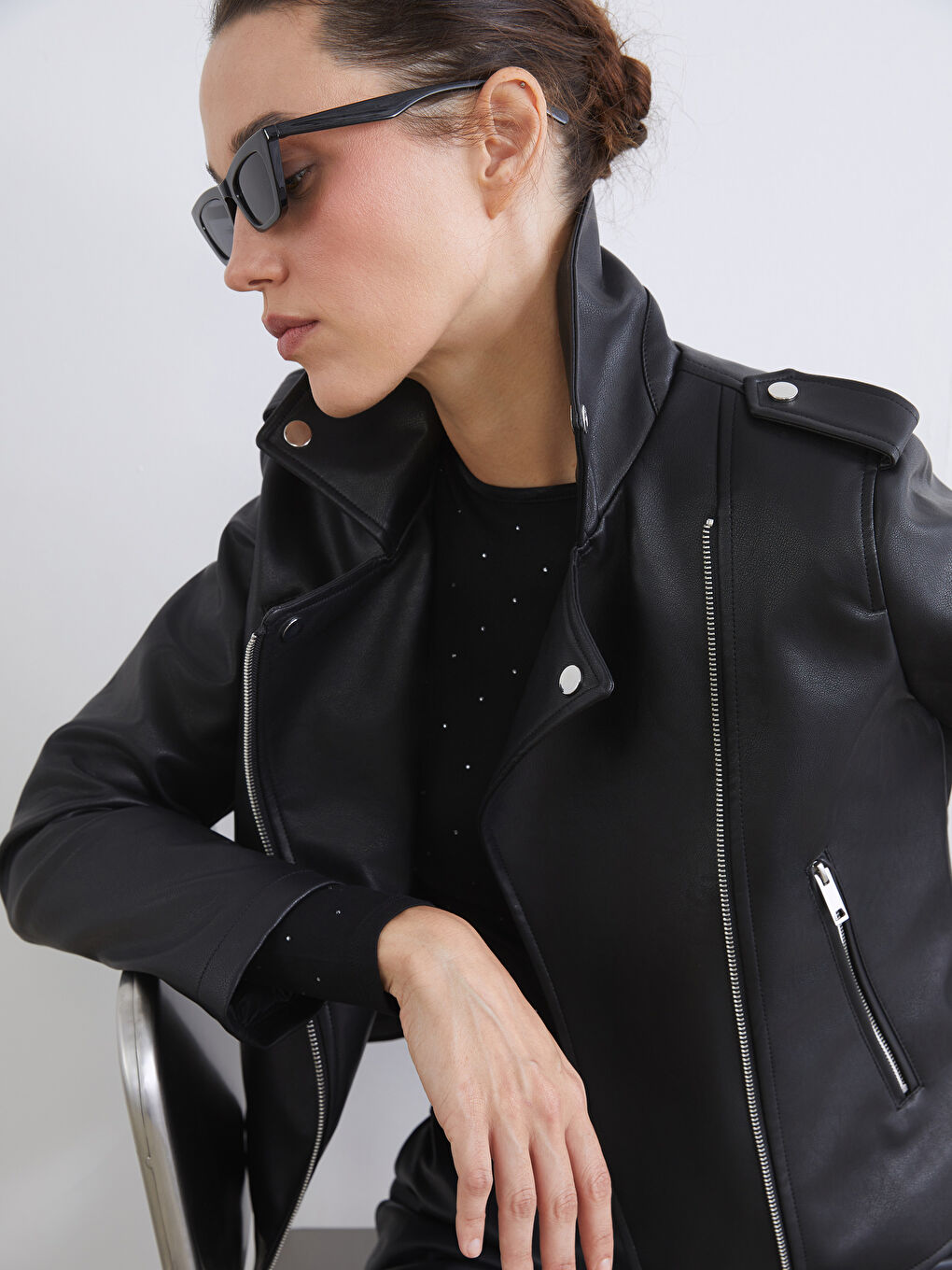 Biker Neck Women's Faux Leather Jacket-3