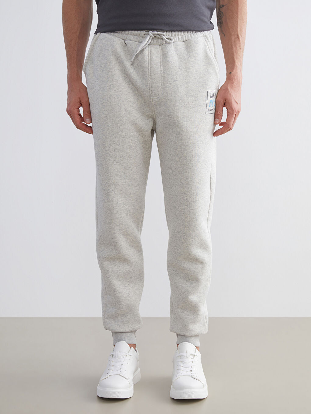 Gri Standart Kalıp Erkek Jogger Eşofman Altı-1