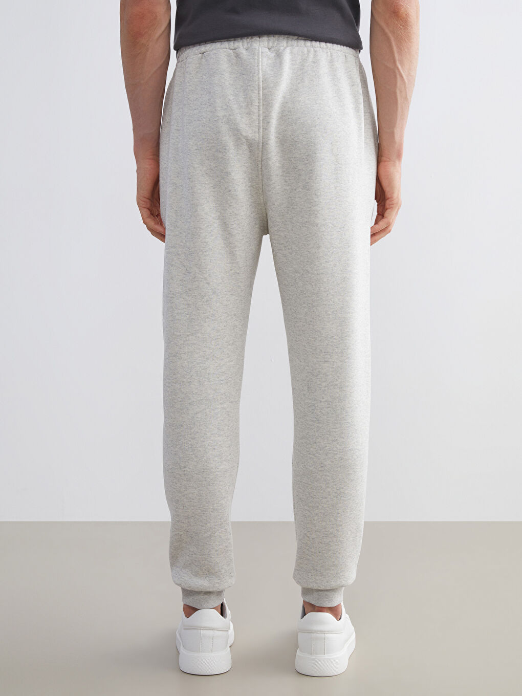 Gri Standart Kalıp Erkek Jogger Eşofman Altı-3