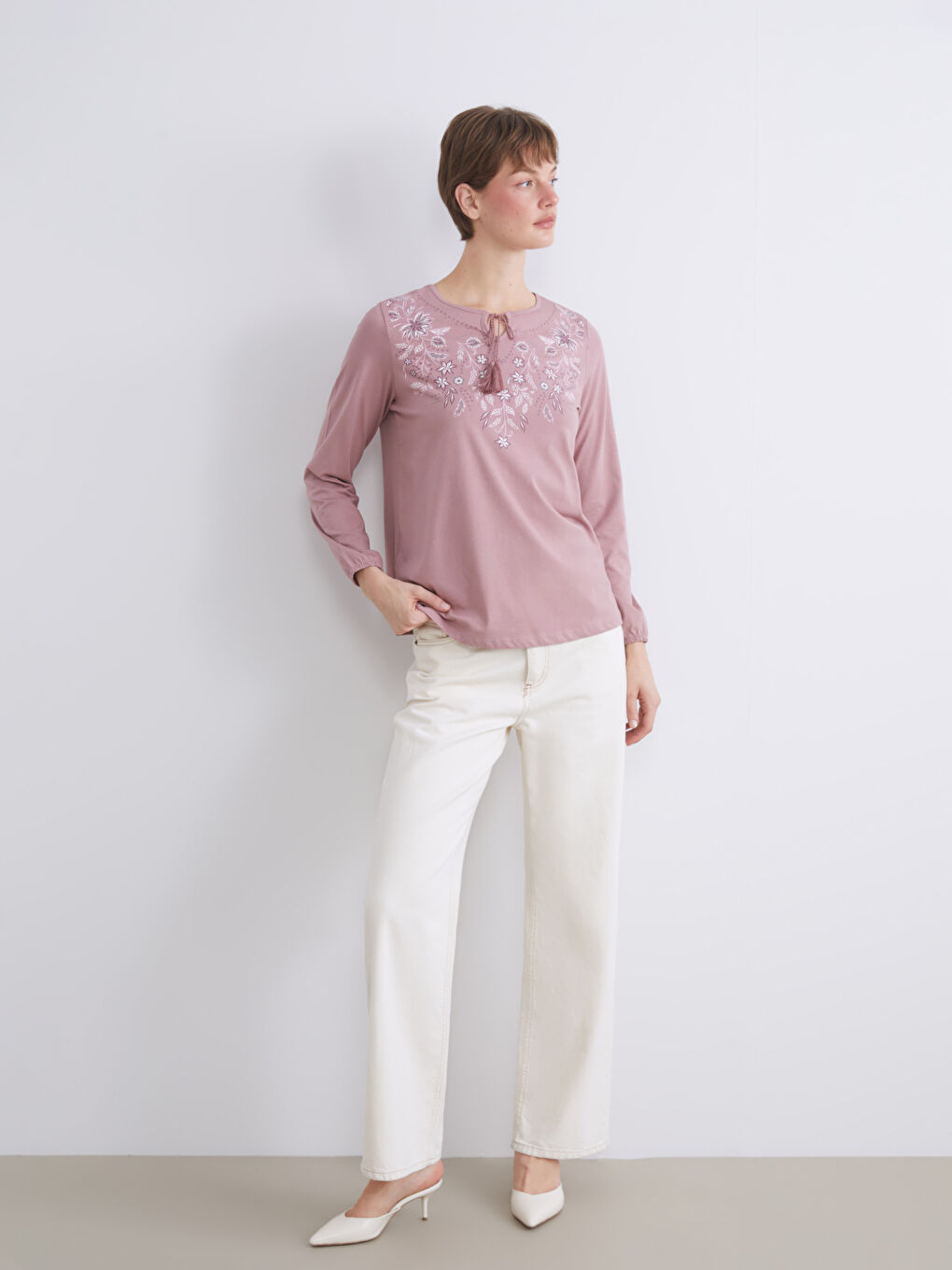 Tie Neck Floral Blouse-1