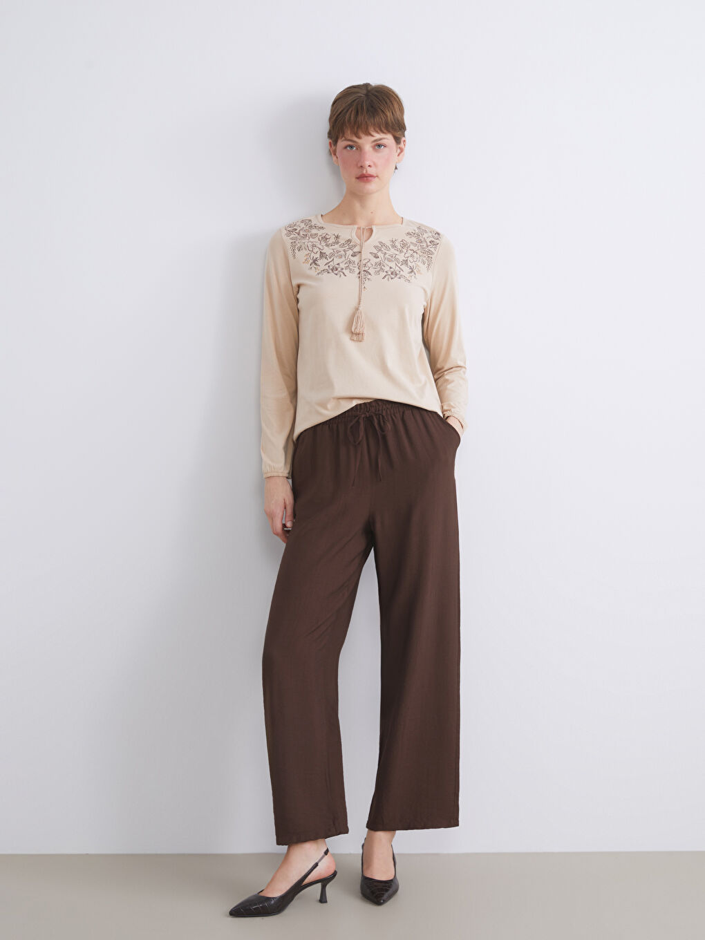 Tie Neck Floral Blouse-1