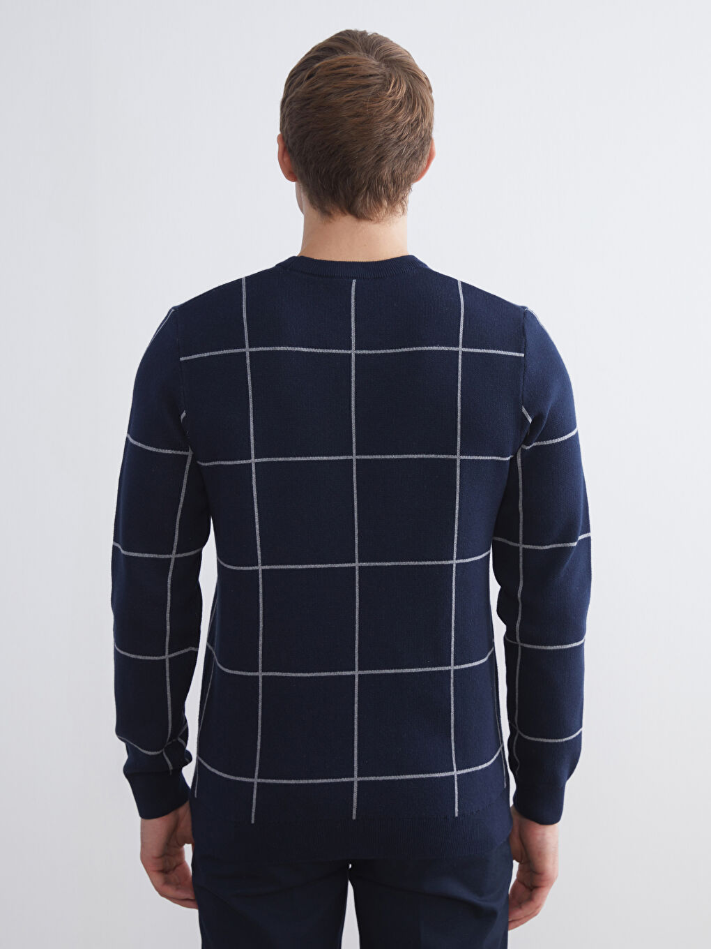 Crew Neck Long Sleeve Men's Sweater-3