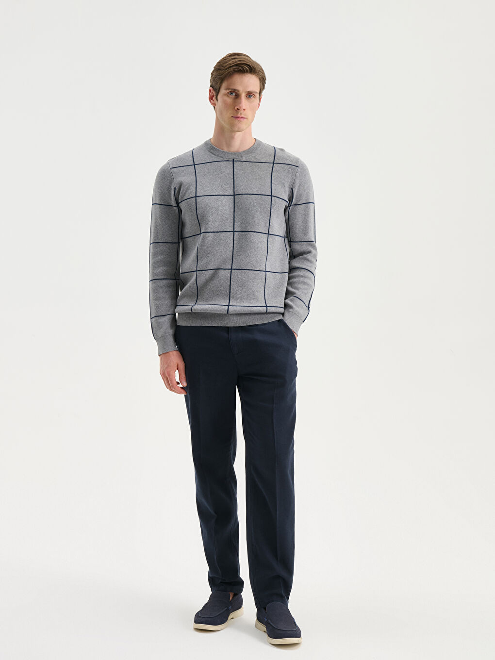 Ерлерге арналған ұзын жең дөңгелек жағалы жемпір-1