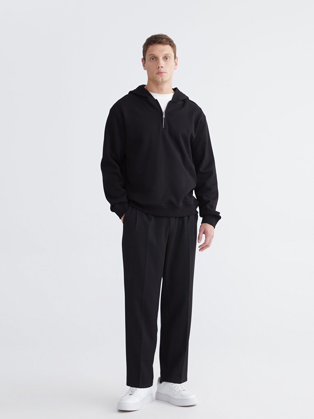 Siyah Uzun Kollu Erkek Hoodie-1