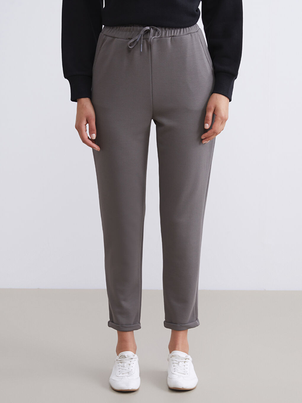 LCW Modest Women's Sweatpants with Elastic Waist -W5HD39Z8-H0H