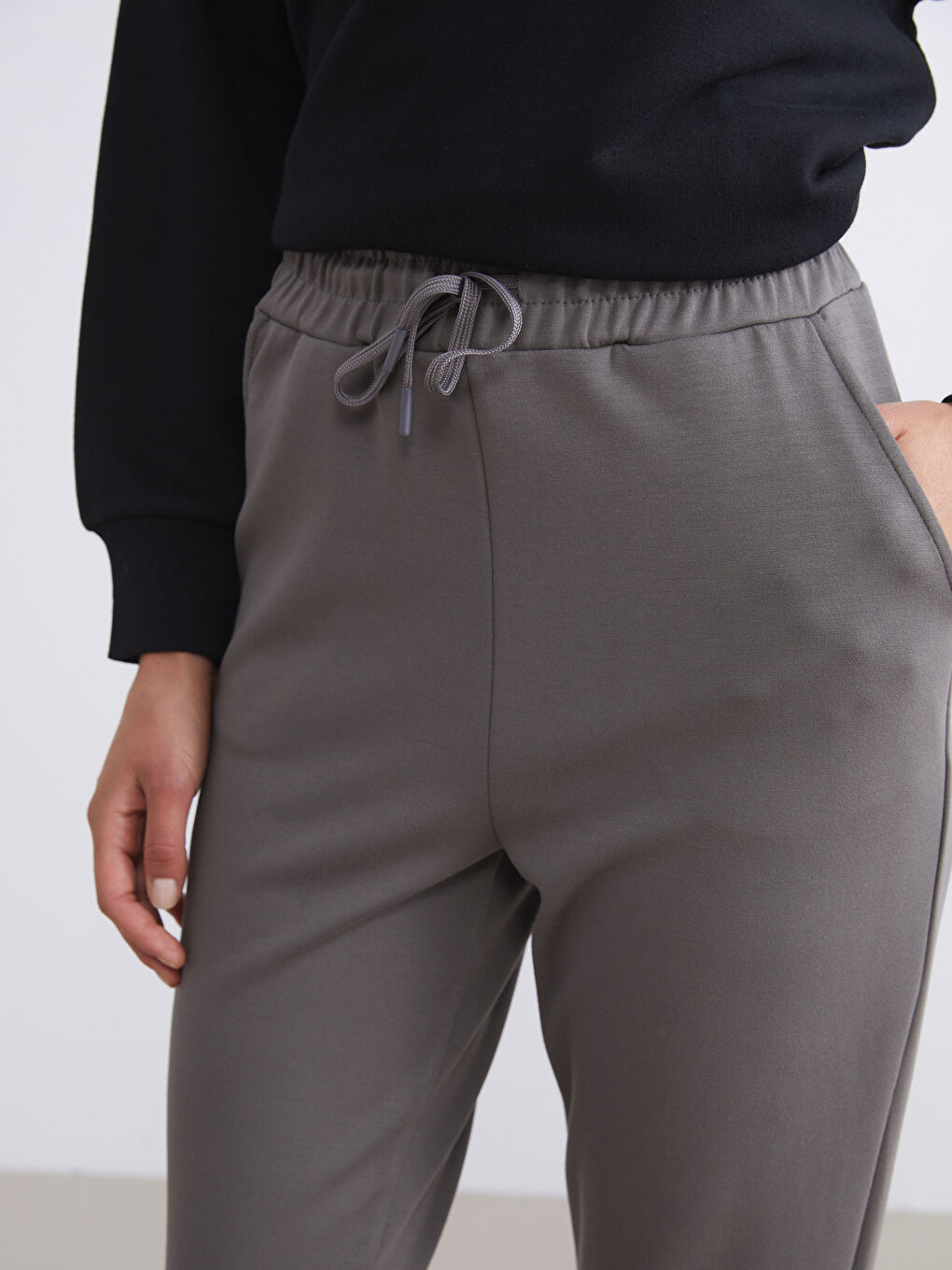 LCW Modest Women's Sweatpants with Elastic Waist -W5HD39Z8-H0H
