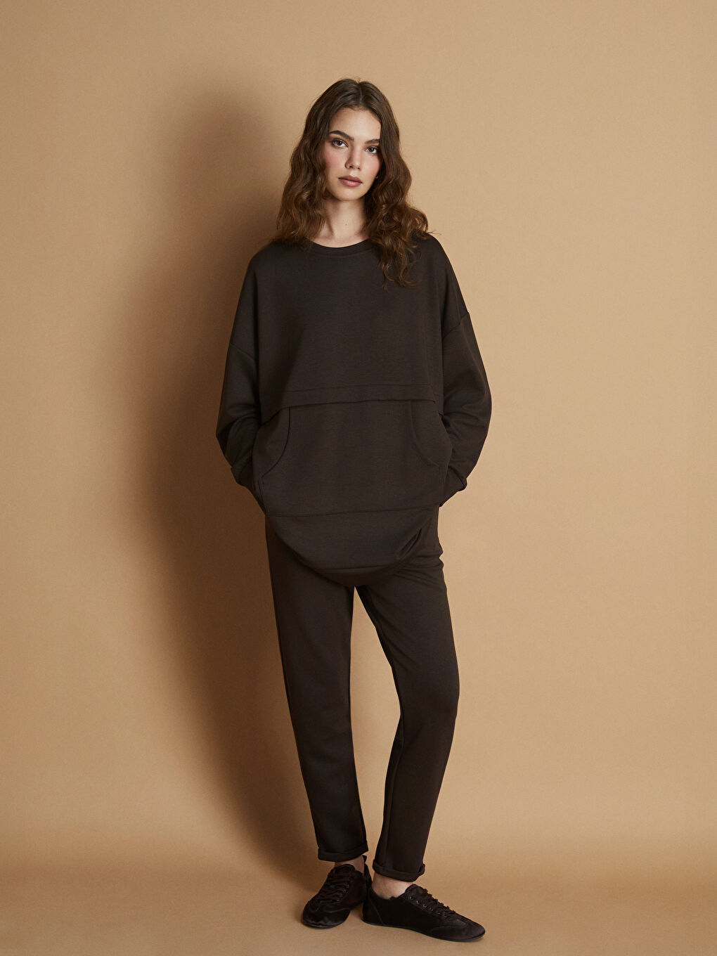 Women's Sweatpants with Elastic Waist