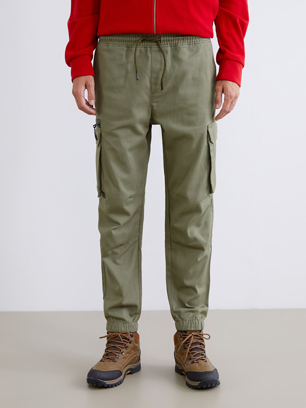 Standard Fit Men's Cargo Trousers-1