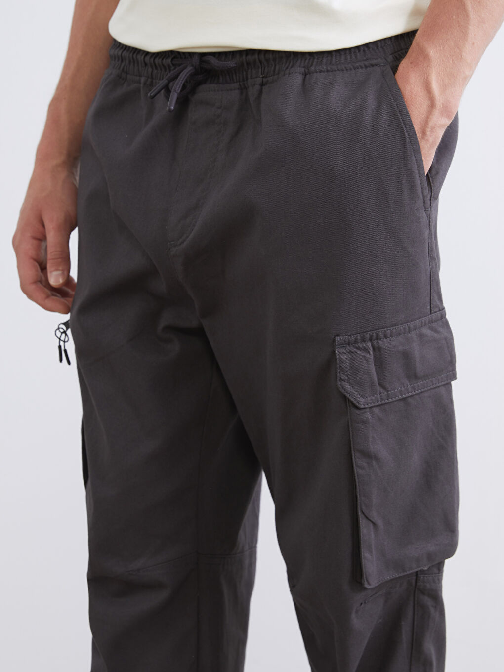 Standard Fit Men's Cargo Trousers-2