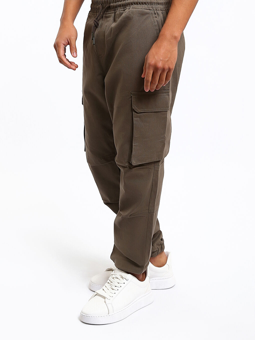 Standard Fit Men's Cargo Trousers-3