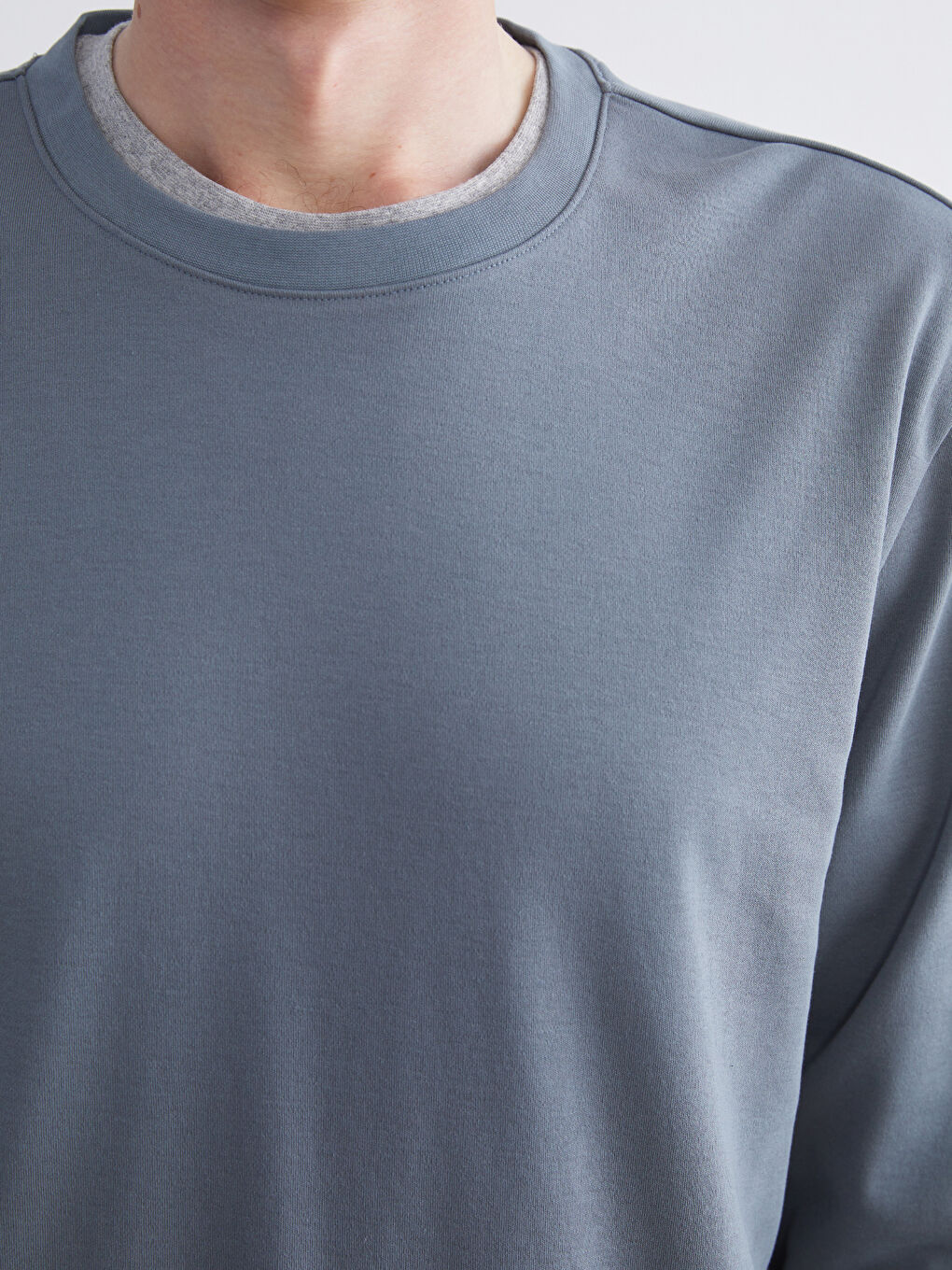 Crew Neck Long Sleeve Men's Sweatshirt-2