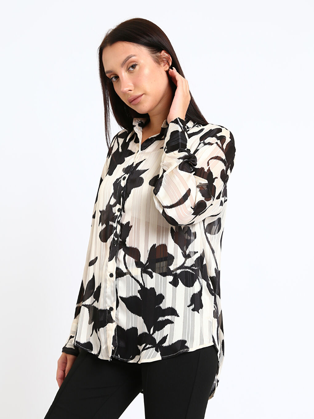 Çiçekli Kadın Gömlek-3