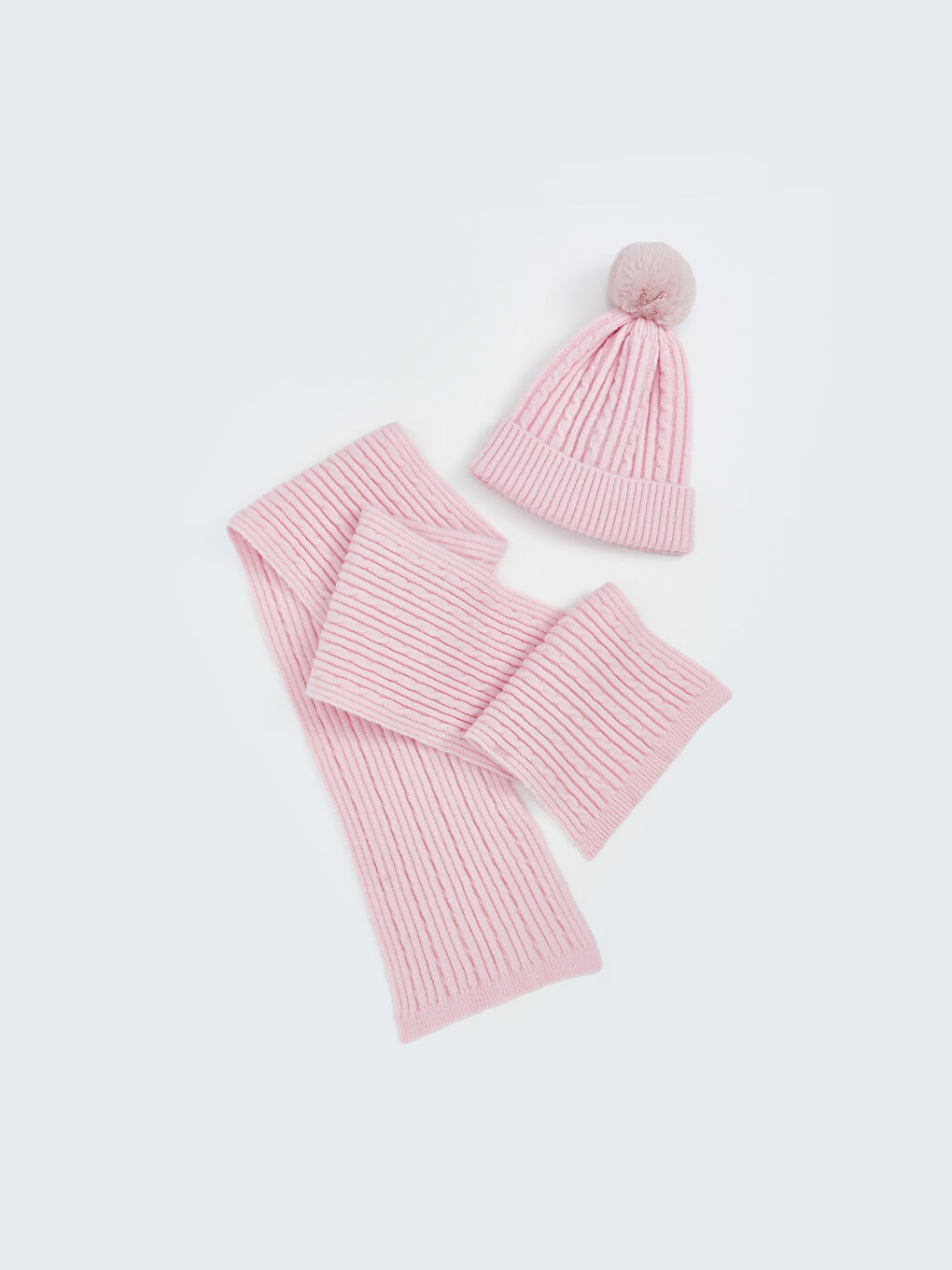 Pembe Ponpon Detaylı Kız Çocuk Atkı ve Bere Takım