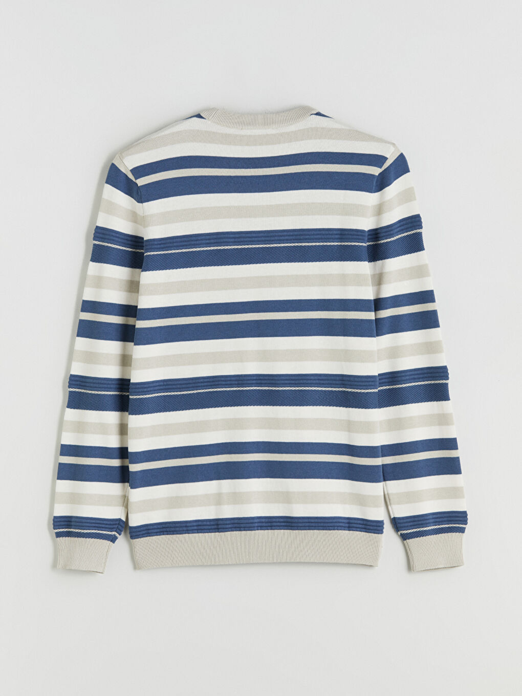 ерлерге арналған трикотаж жолақты жемпір-5