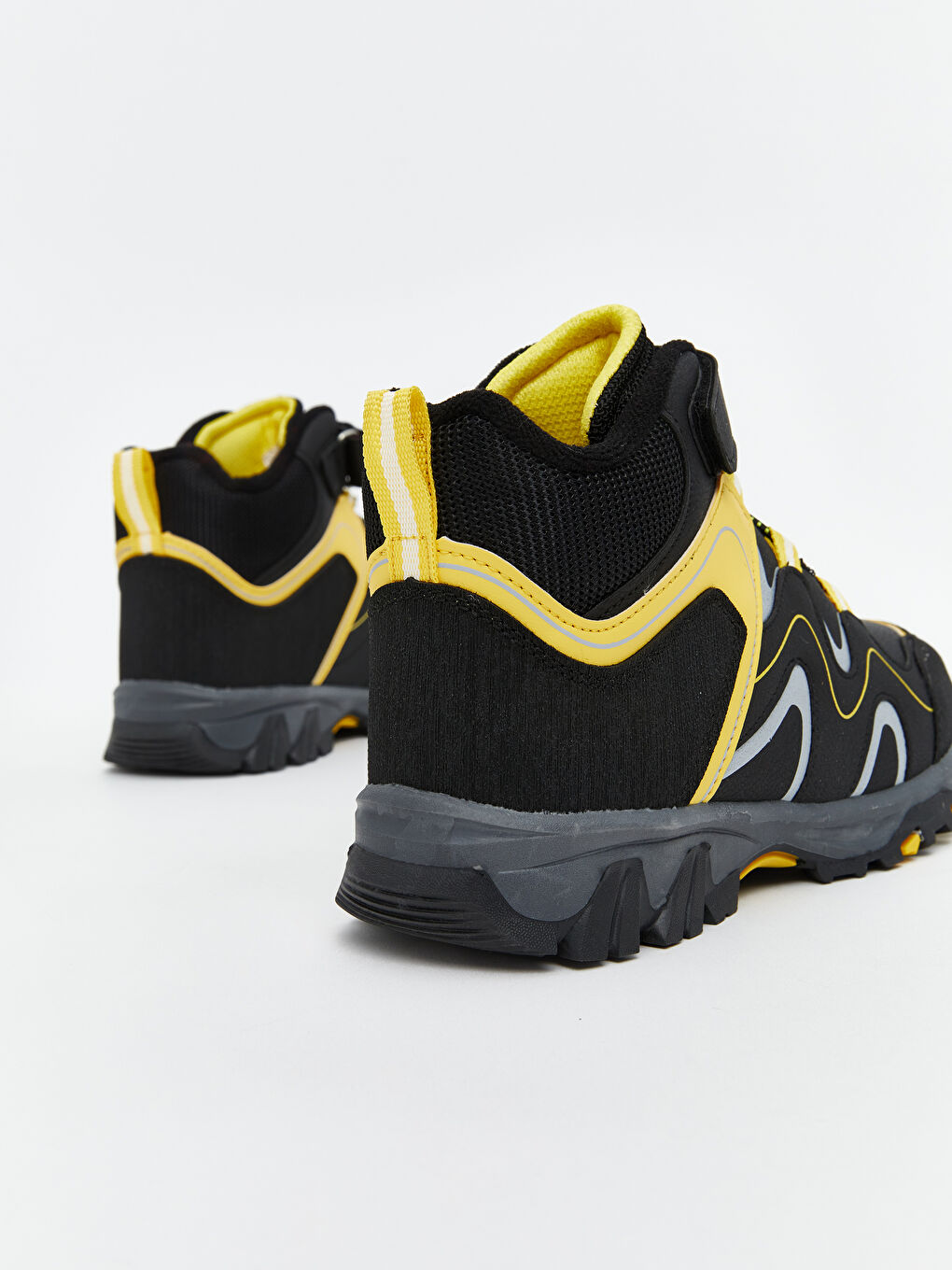 Siyah Cırt Cırtlı Bağcıklı Erkek Çocuk Trekking Bot-4