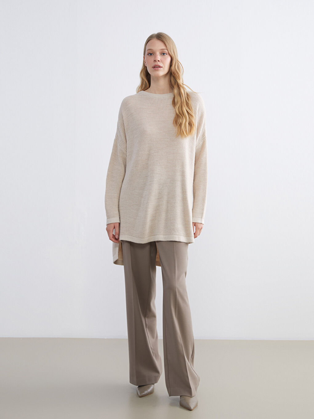 Crew Neck Women's Knitwear Sweater-1