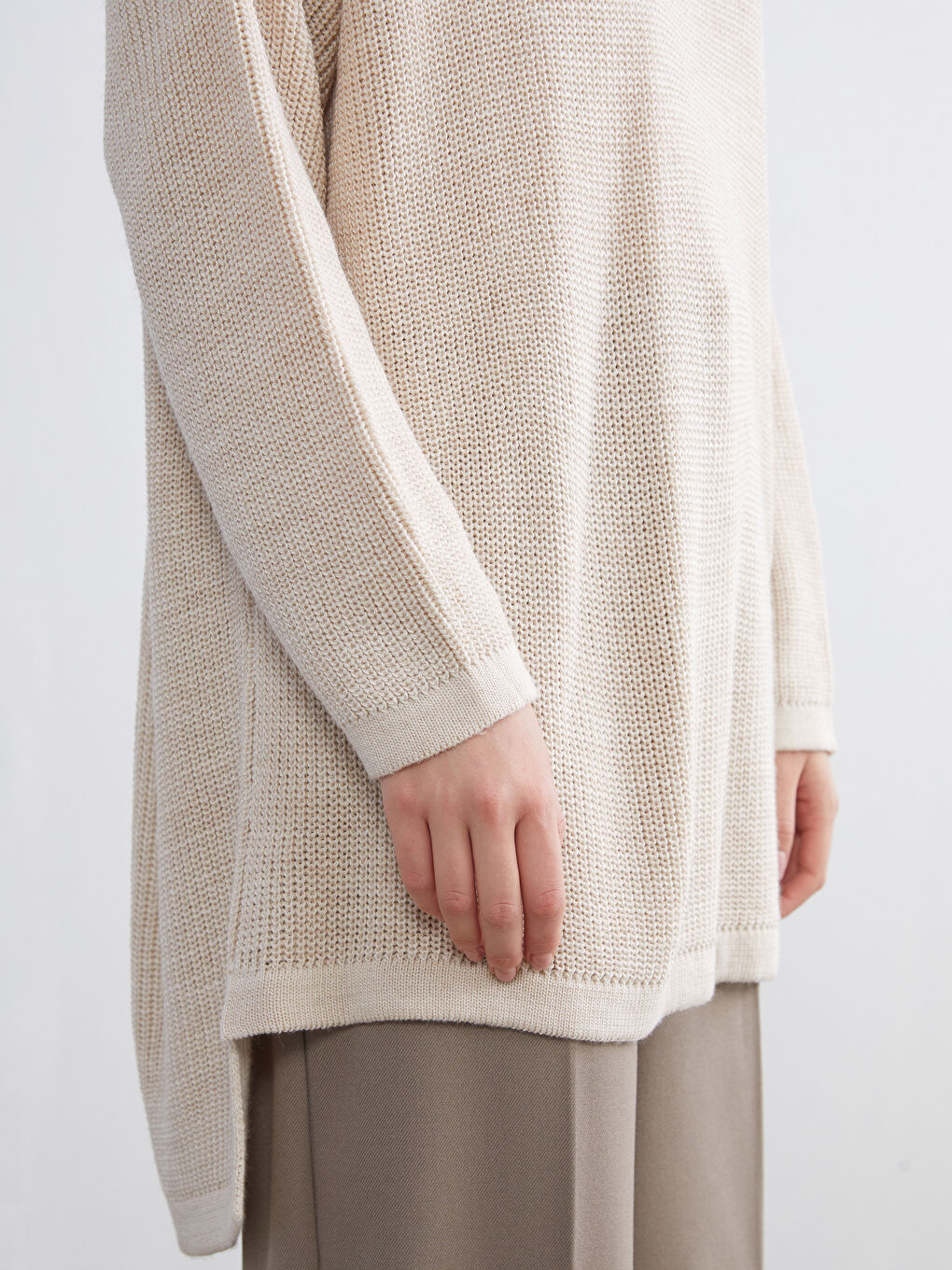 Crew Neck Women's Knitwear Sweater-2