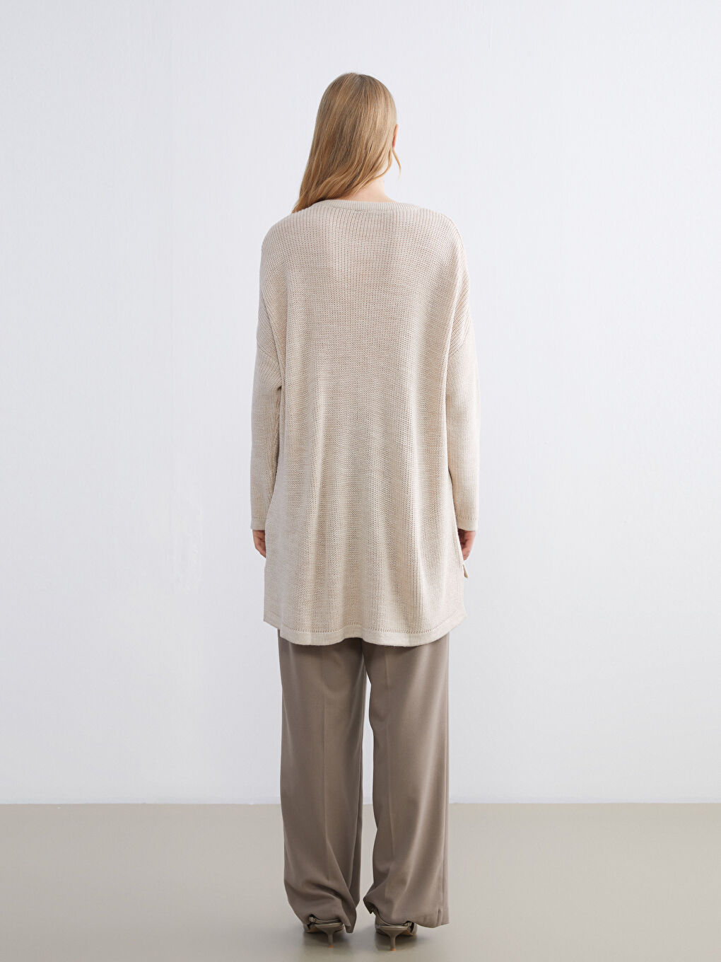 Crew Neck Women's Knitwear Sweater-3