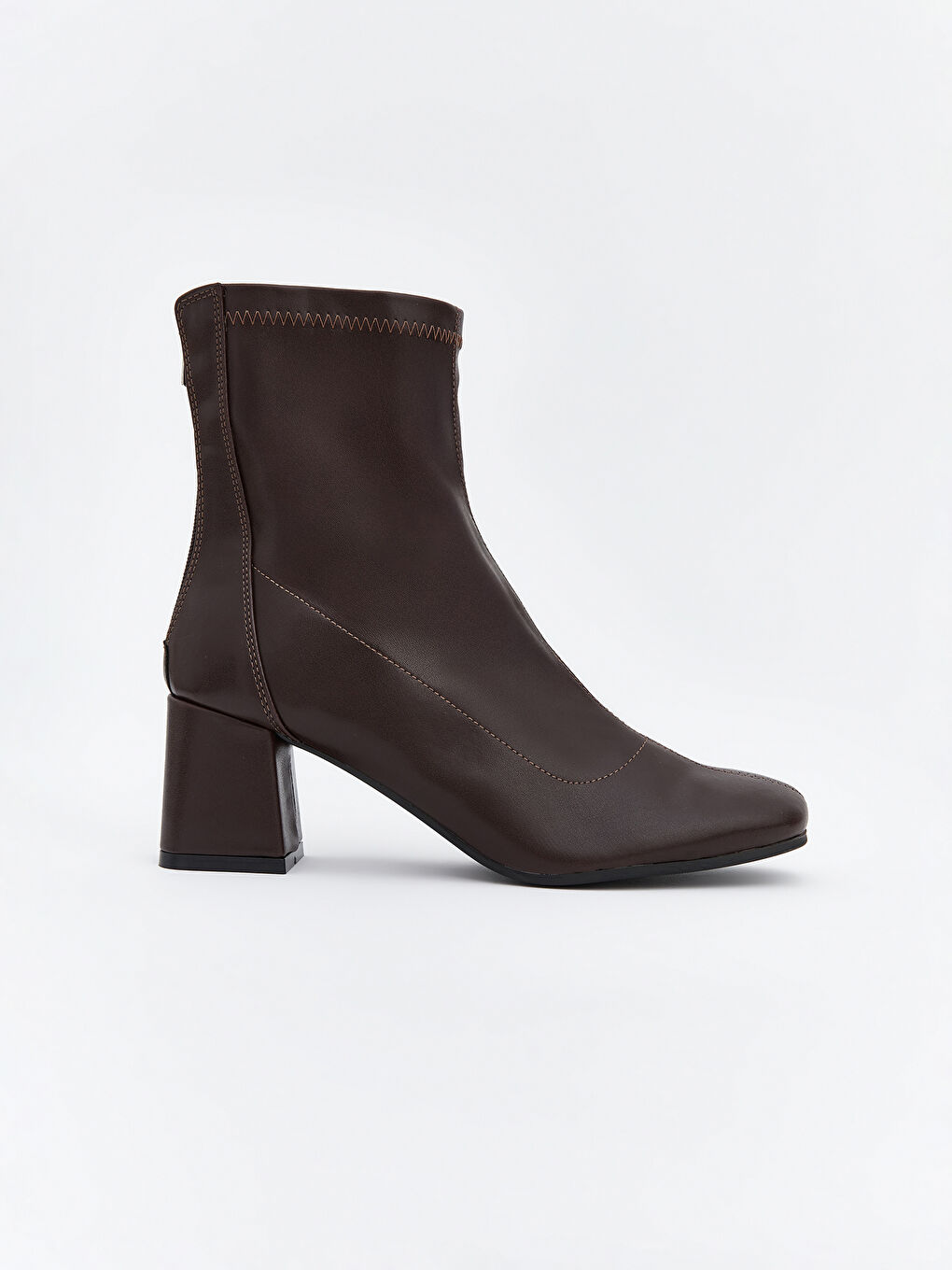 بوت كعب للسيدات من جلد صناعي-2