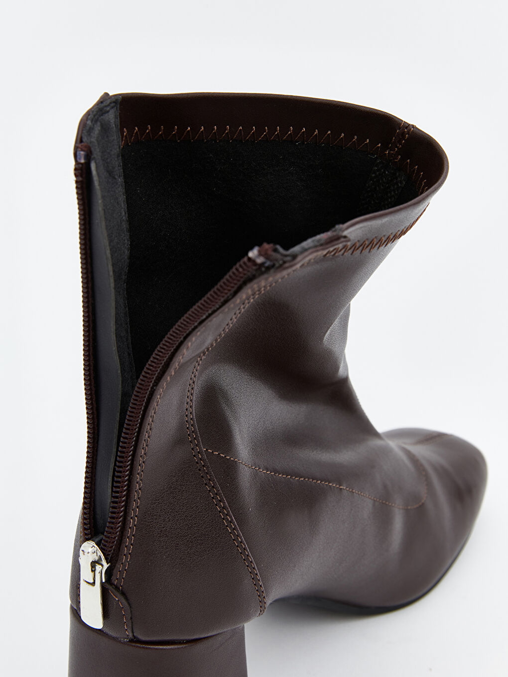 بوت كعب للسيدات من جلد صناعي-6