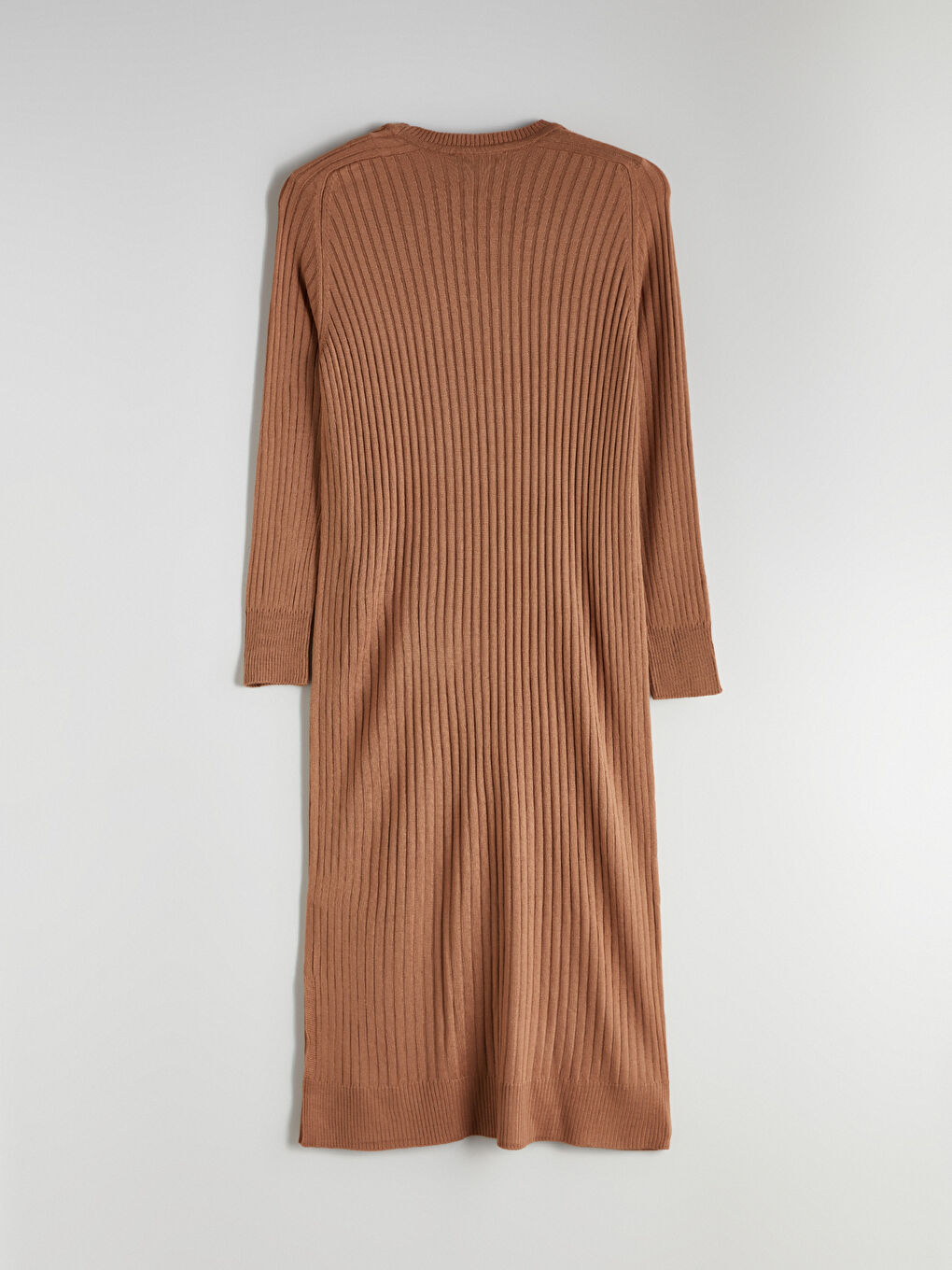 فستان تريكو برقبة دائرية-5