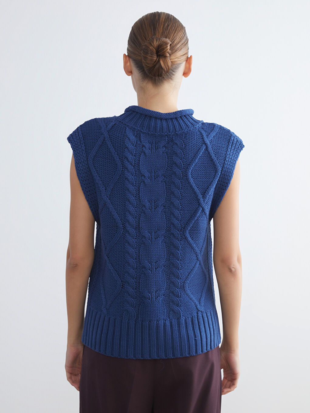 Turtle Neck Self Patterned Women's Tricot Sweater-9