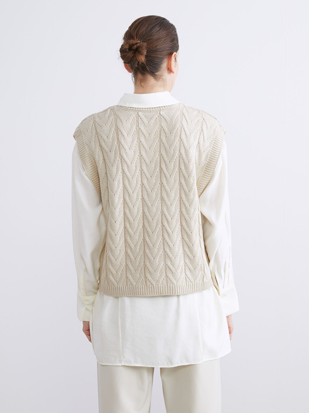 Crew Neck Self Patterned Women's Sweater-3