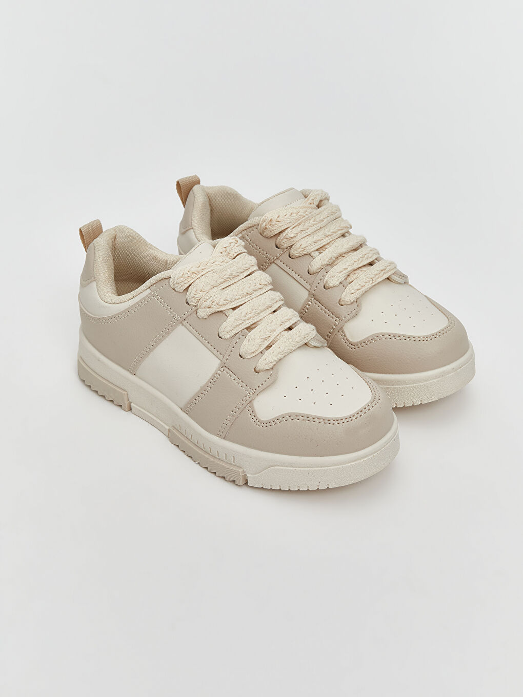 Bej Bağcıklı Kız Çocuk Spor Ayakkabı