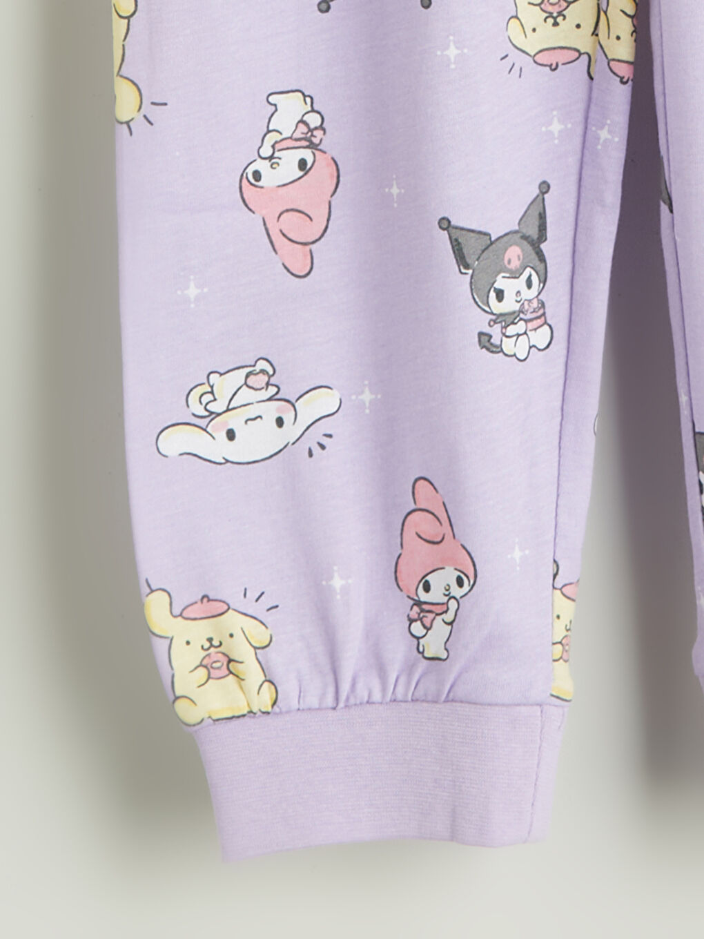 Crew Neck Hello Kitty Printed Girls' Pyjama Set-5