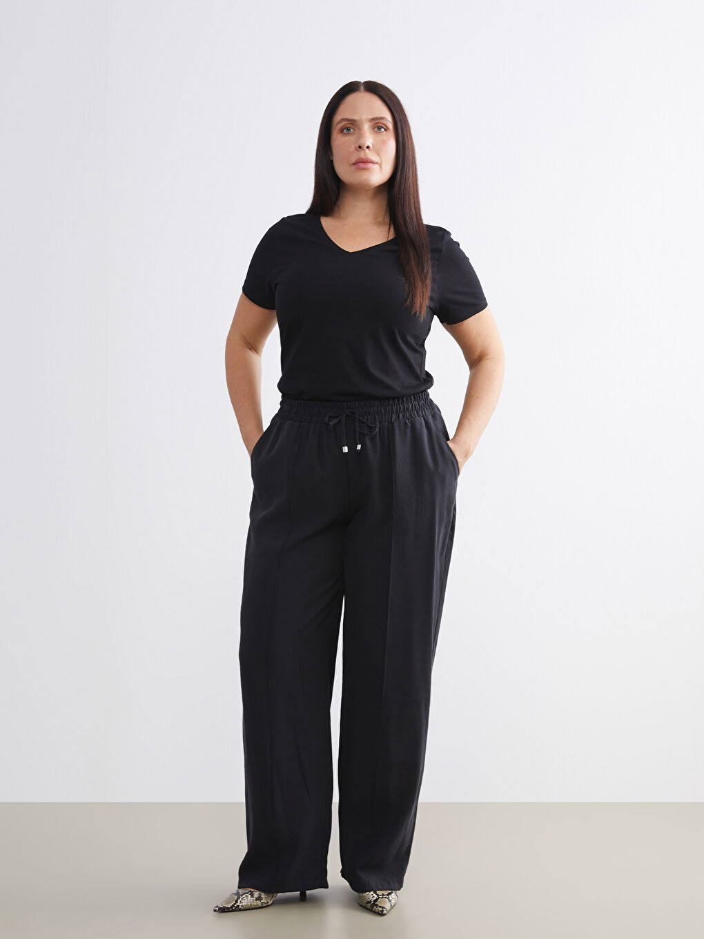 Siyah Büyük Beden Modal Karışımlı Kadın Pantolon-1