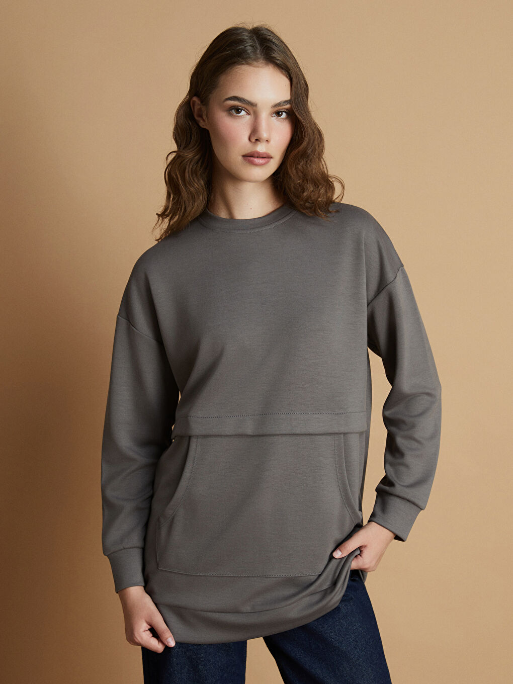 تونیکی سویتشێرت خۆڵه‌مێشی ژن