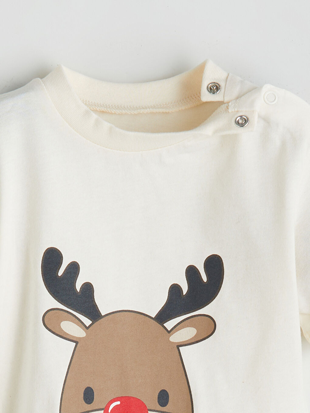 Ekru Yılbaşı Temalı Erkek Bebek Tişört ve Şort 2'li-2