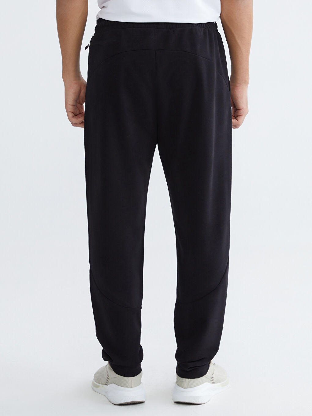 Man BLACK Sweatpants-3