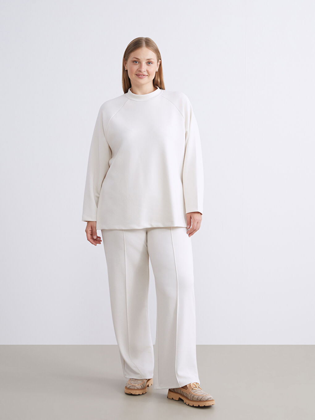 بنطال رياضي بيج امرأة-1