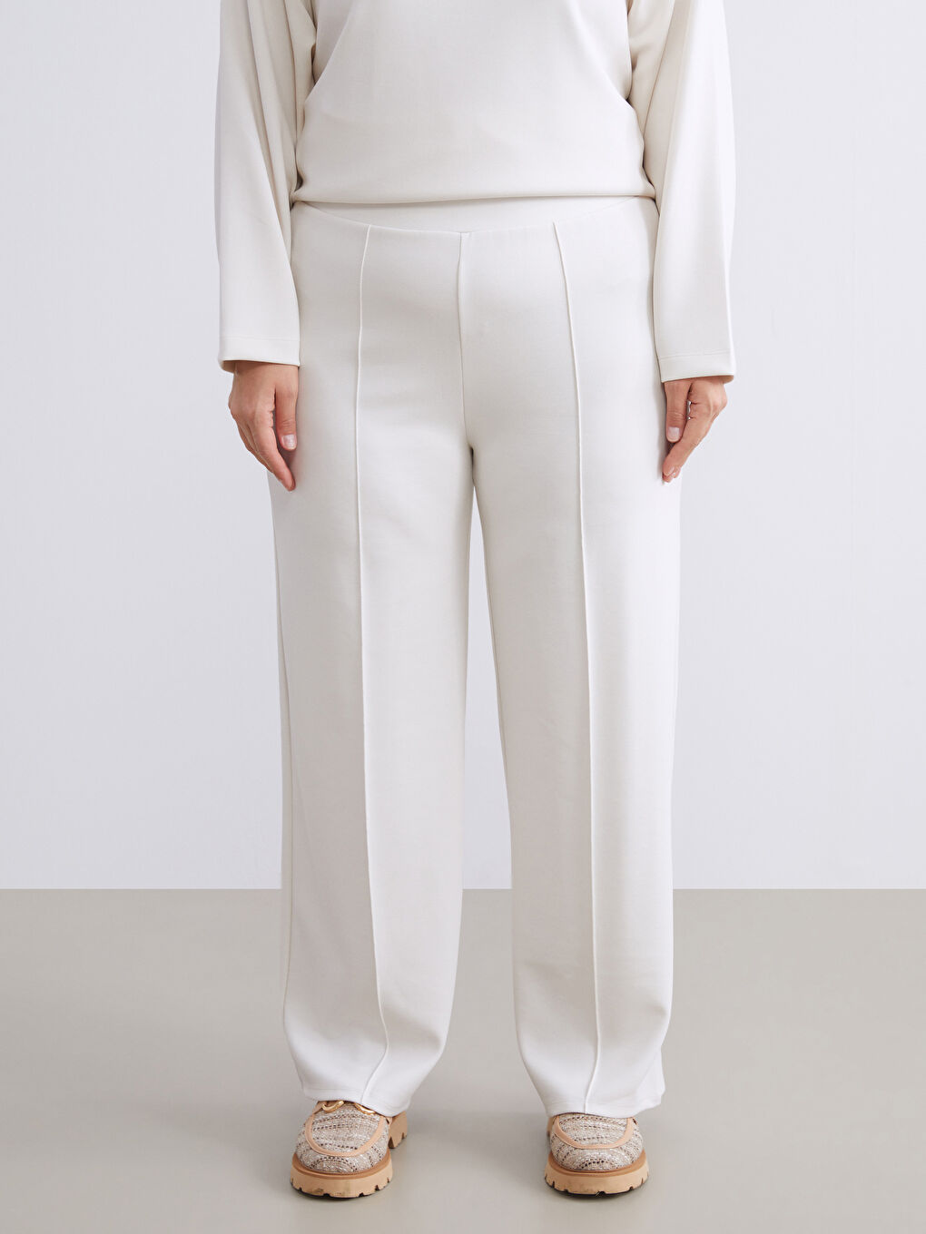 بنطال رياضي بيج امرأة-8