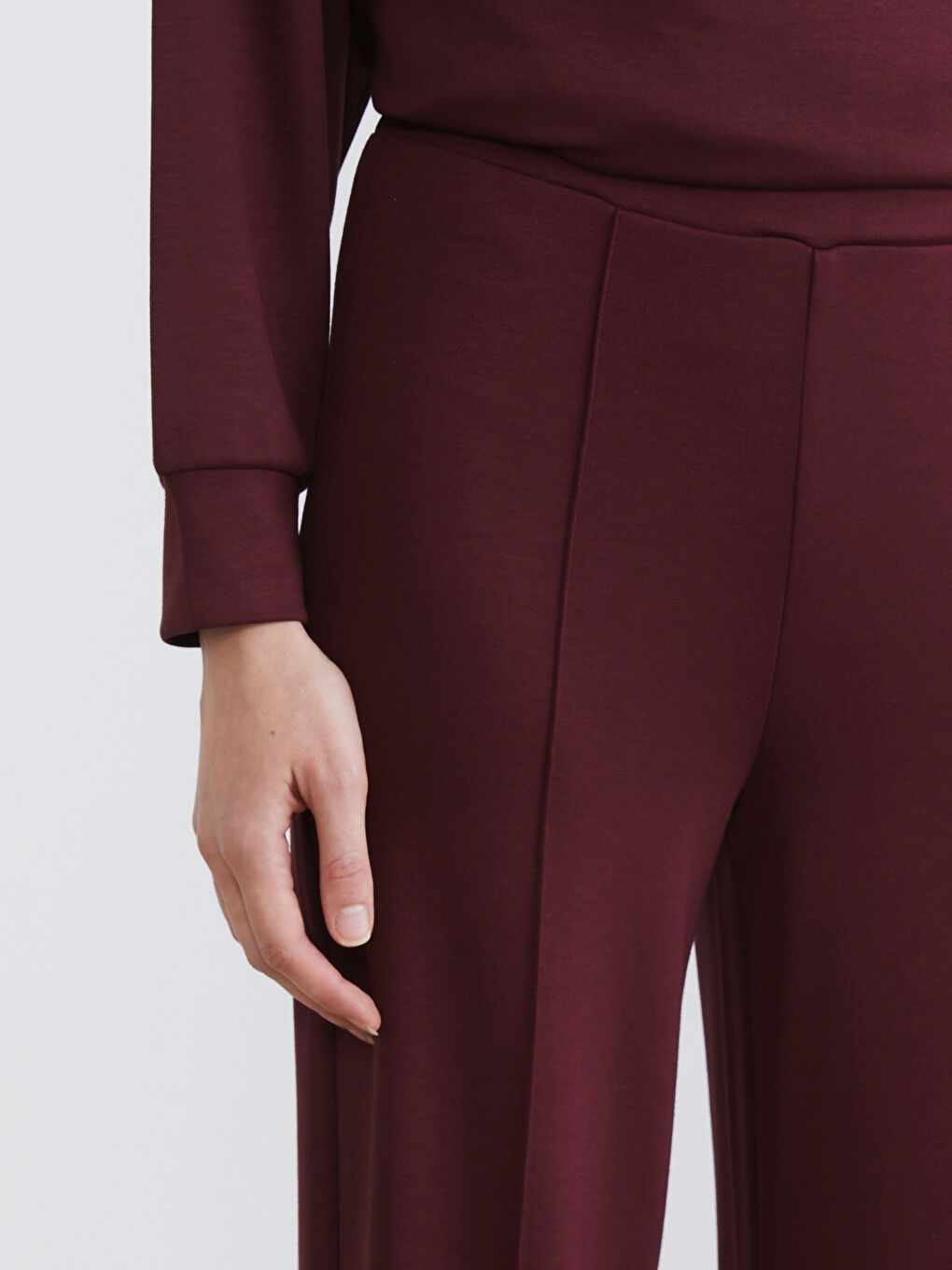 بنطال رياضي بوردو امرأة-2