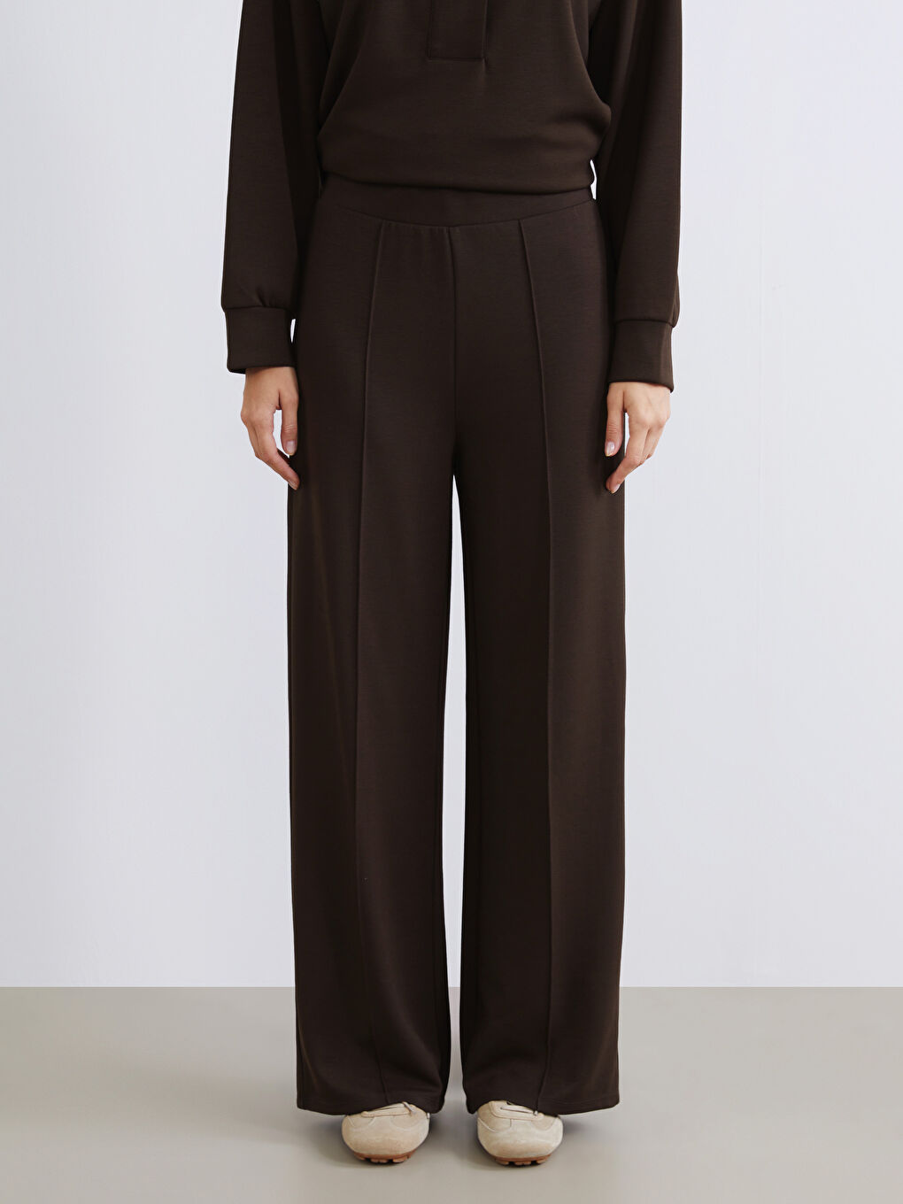 Stitched Front Women's Sweatpants-1