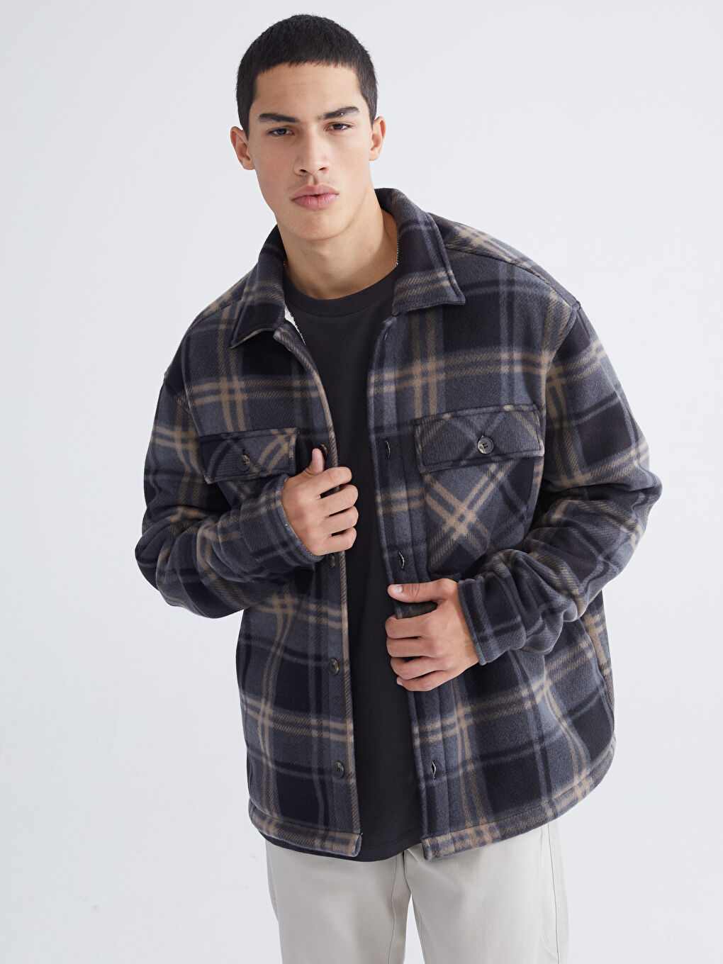 Siyah  Rahat Kalıp Ekose Erkek Pelüş Gömlek Ceket