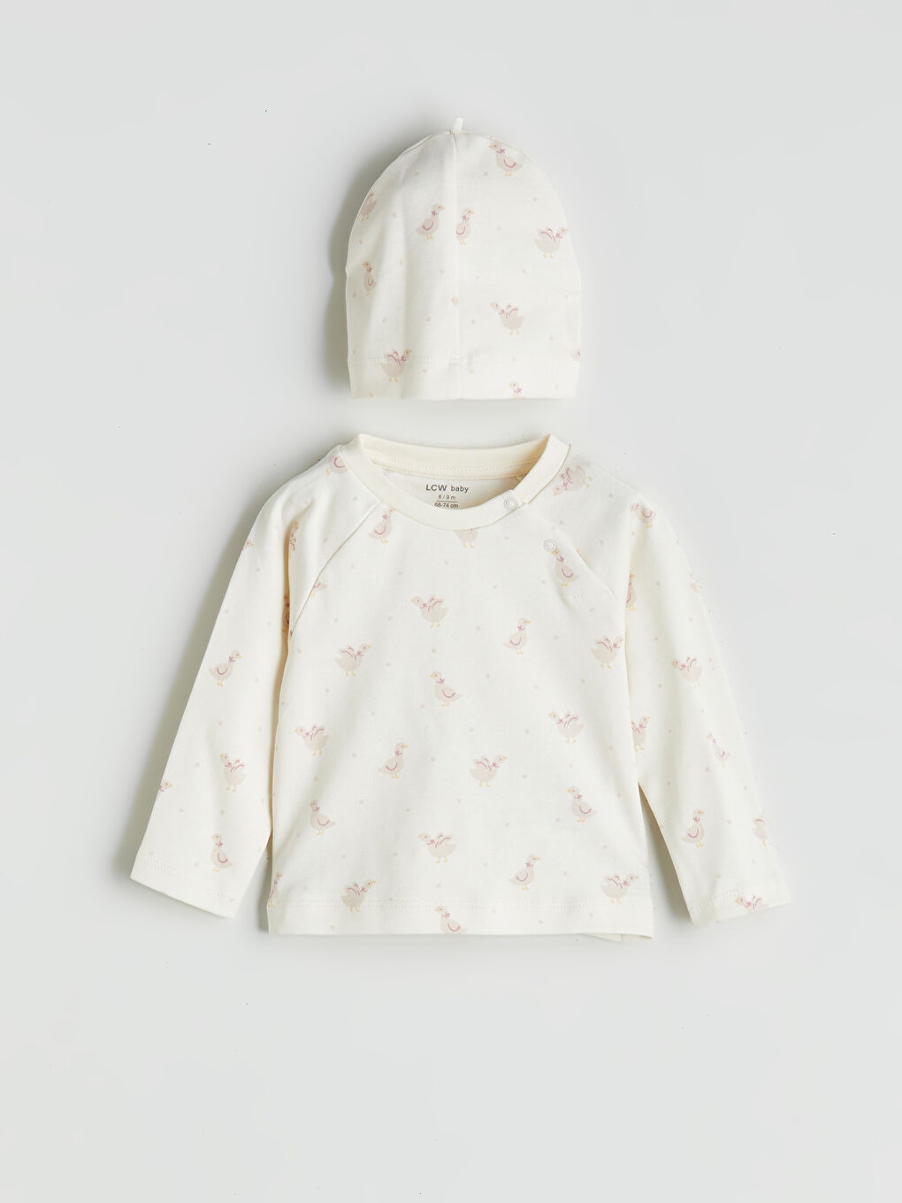 Ekru Baskılı Kız Bebek Tişört Pantolon ve Bere 3'lü-1