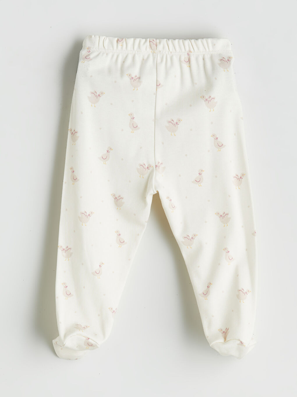 Ekru Baskılı Kız Bebek Tişört Pantolon ve Bere 3'lü-6