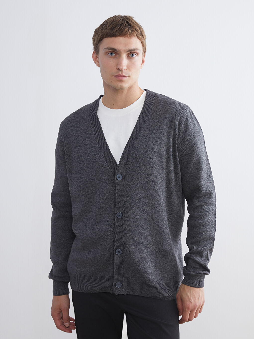 Antrasit Standart Kalıp V Yaka Erkek Triko Hırka