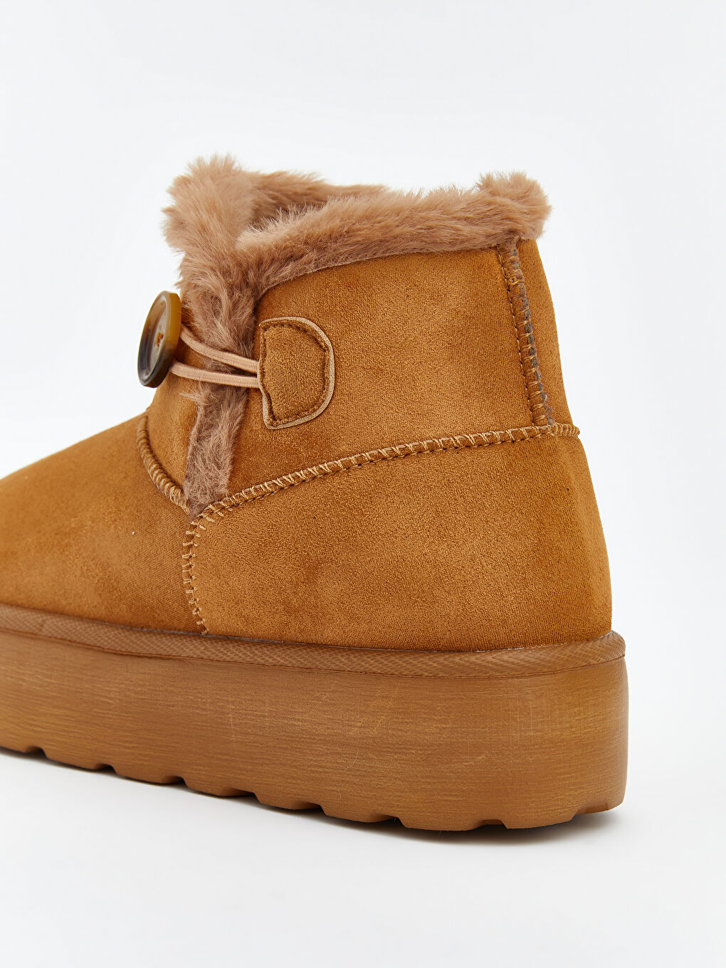 Bej İçi Kürklü Kadın Bot-4