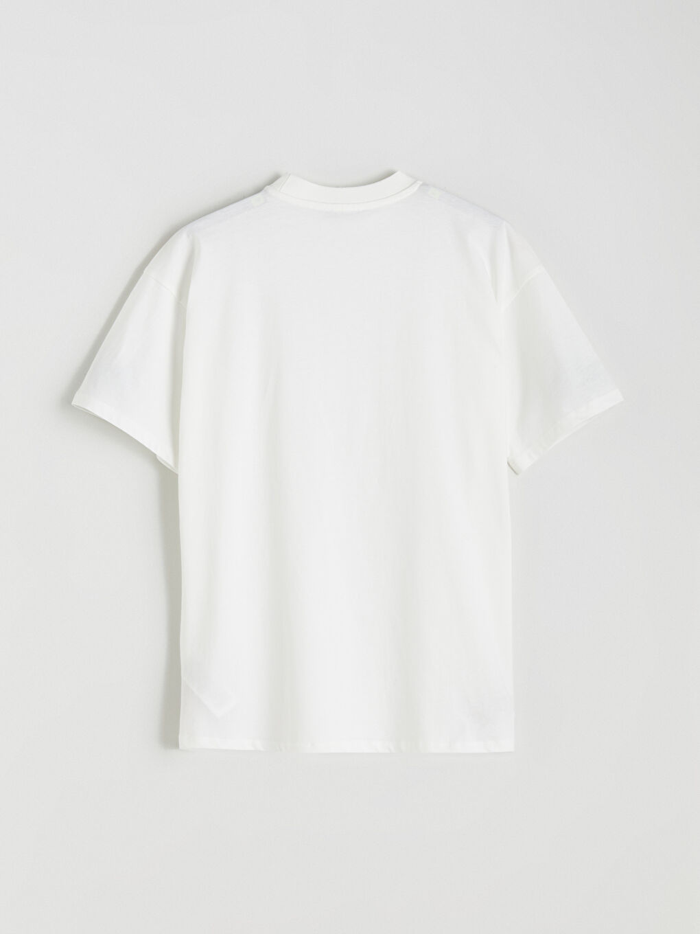 Ekru Bisiklet Yaka Taşlı Kadın Tişört-7