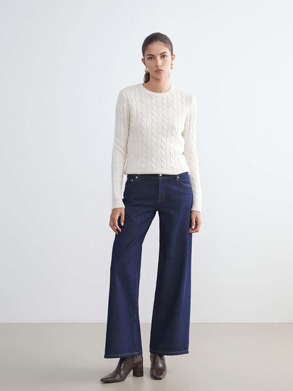 Crew Neck Self-Patterned Women's Knitwear Sweater-1